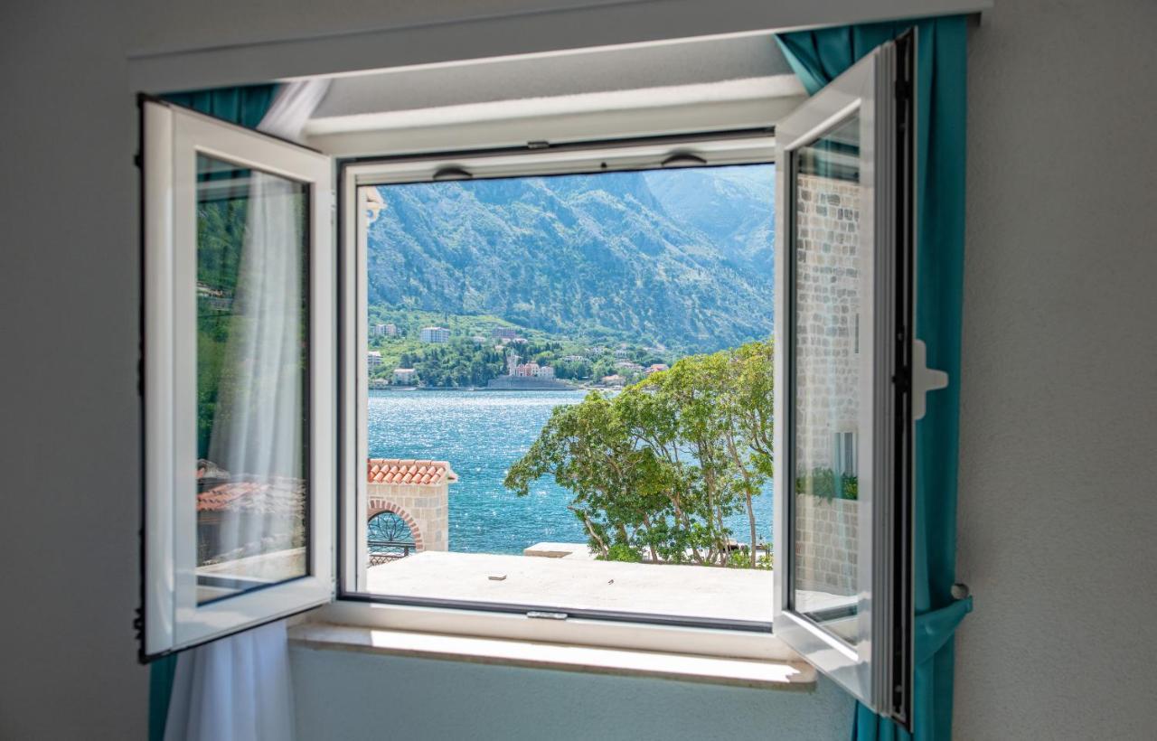 Seafront Apartment Котор Екстериор снимка
