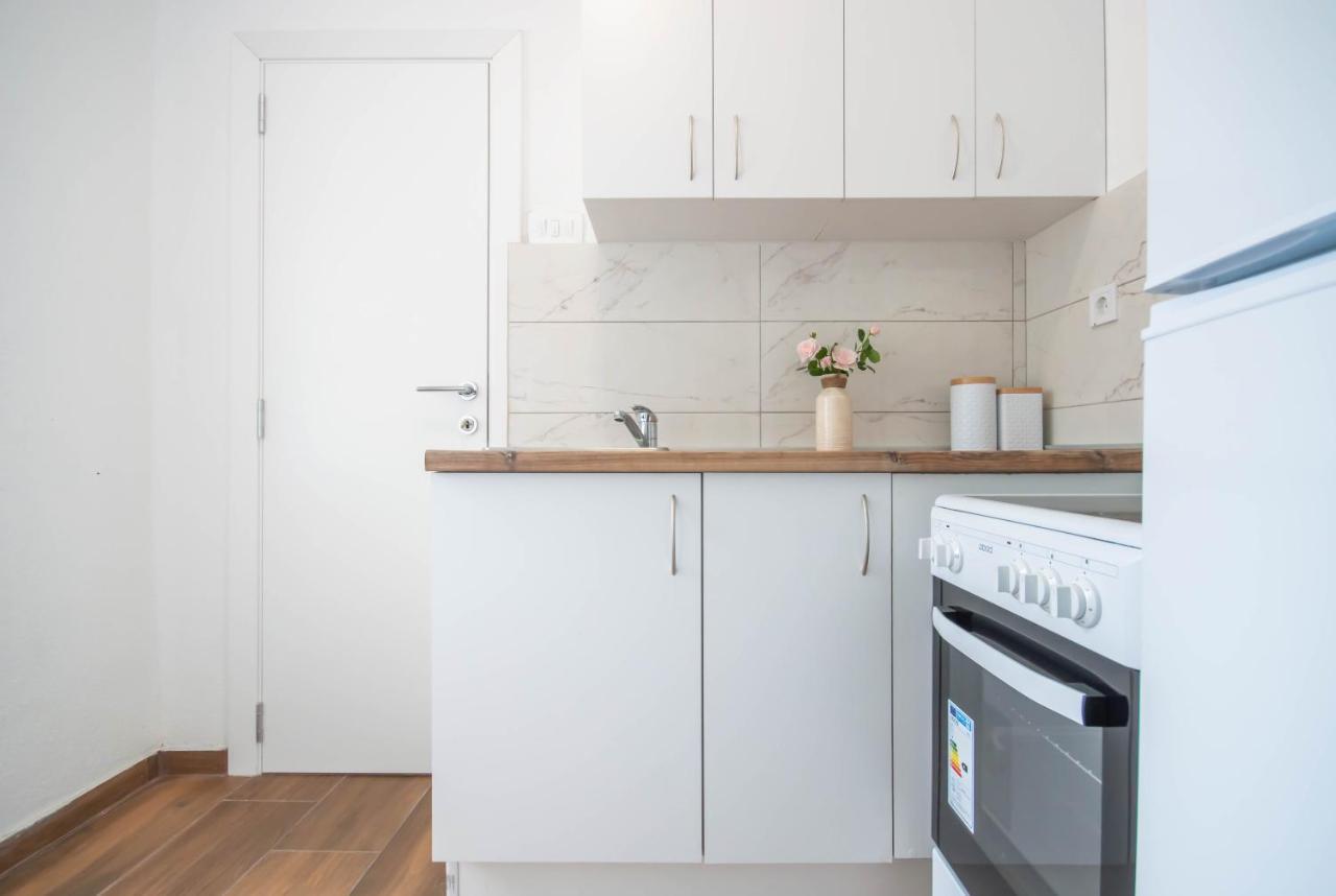 Seafront Apartment Котор Екстериор снимка