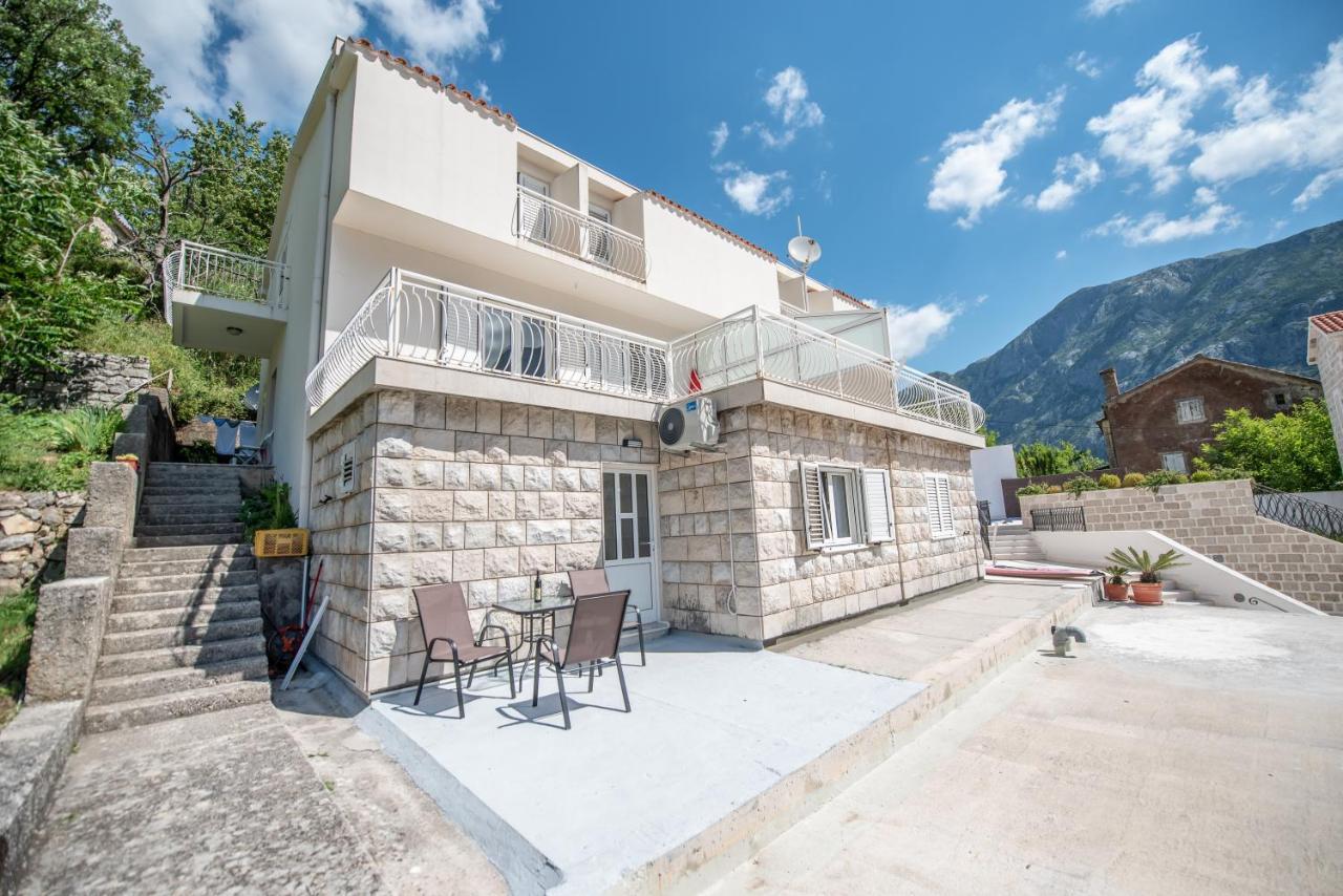 Seafront Apartment Котор Екстериор снимка